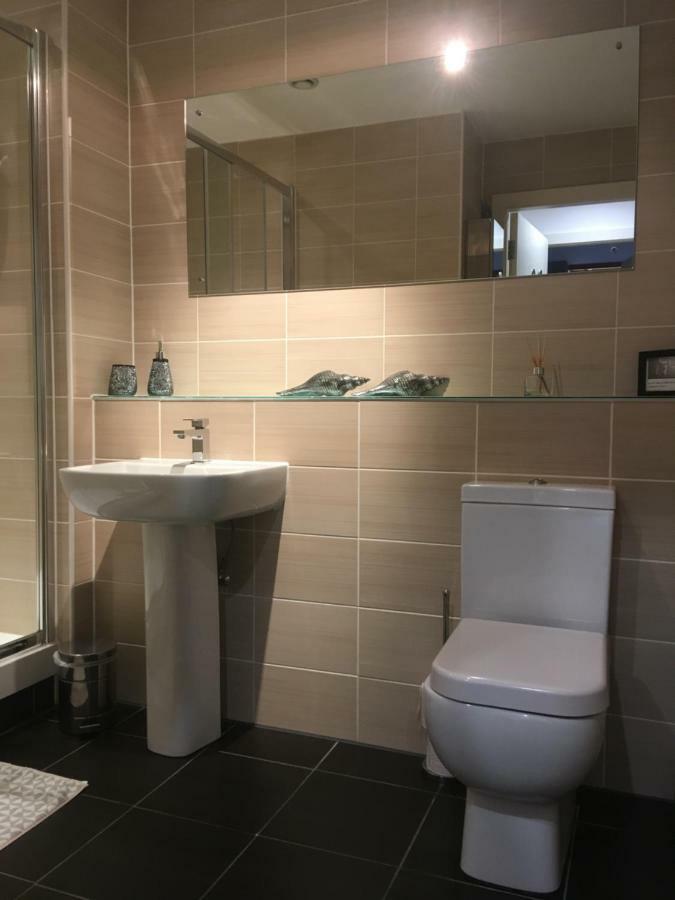 2 Bedroom - Close To Piccadilly Train Station / Edge Of The Northern Quarter Apartamento